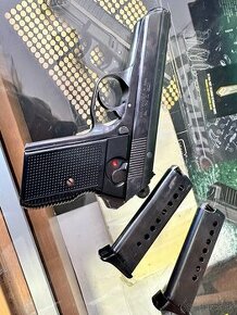 Kratka samonabijacia zbran CZ 70 - 1