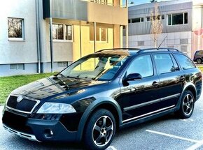 Škoda Octavia Scout 2.0 TDI 4x4 2008 TAŽNÉ XENONY VÝHŘEV