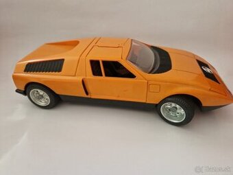 Model auta MERCEDES  C111