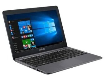 Predam notebook Asus, displej 12", RAM 8GB, bateria ok.