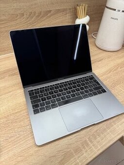 MacBook Air (Retina, 13-inch, 2018)