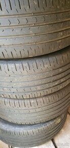 225/60 R17 99V