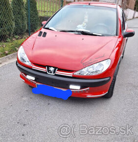 Peugeot 206 1.1 44 kw rok 2004 najazdene 97000km