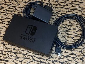 Nintendo Switch Cierna Dokovacia stanica - set so zarukou