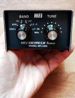 MFJ-956 SW-MW-LW PRESELECTOR-TUNER 150kHz – 30 Mhz