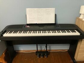 Yamaha DGX 670 B Digitálne stage piano