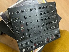 Behringer djx750