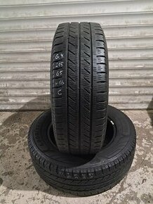 Goodyear celoročné 215/65/R16C