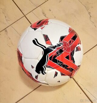 PUMA Orbita 5 HYB futbalová lopta