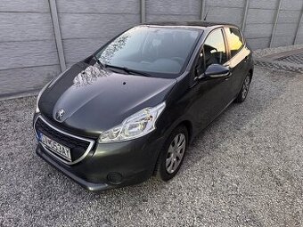 Peugeot 208 - 1