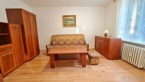 Na prenájom zariadený 1. izbový byt, 28 m2, Handlová