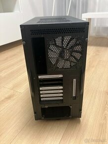 Fractal Design R5