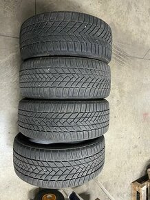 225/40 r18 zimne