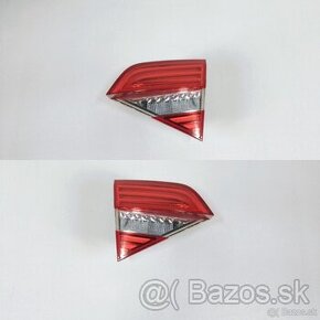 vnut zad LED svetlo Superb 2 fl sedan