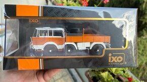 Tatra 813 6x6 1968 IXO 1:43