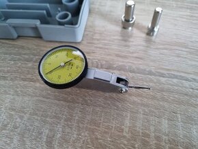 Predám centrovacie hodinky - 0.01 mm stovkové - pačkové