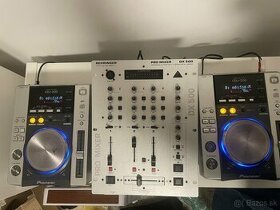 Pioneer CDJ-200 + Behringer DX500 - 1