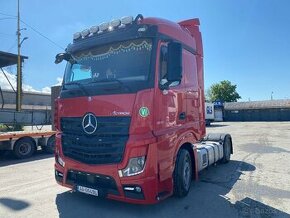 Mercedes Actros