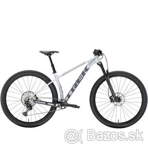 TREK PROCALIBER 8, 2024 farba "Plasma Grey Pearl" (sivá).