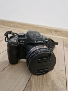 PANASONIC LUMIX FZ38 komplet