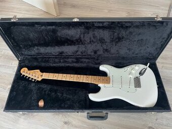 Fender stratocaster gitara