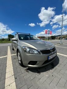 Kia ceed 1.4 2011