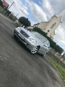 Mercedes benz c220 - 1