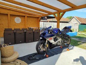 Suzuki gsx-r 750 . Viem previesť moto