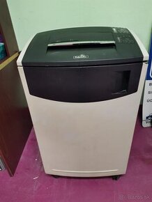 Skartovačka papiera Fellowes C-420Cx - plne funkčná