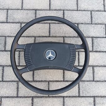 Predám tento volant na Mercedes Benz