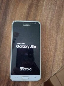 Samsung Galaxy J3 2016 - 1