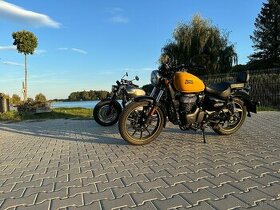 Royal Enfield Meteor 350 Fireball yellow