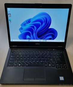 Notebook Fujitsu Lifebook U748 (i5-8350U) + docking station - 1