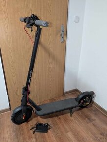 nová kolobežka Xiaomi Electric Scooter 4 EU