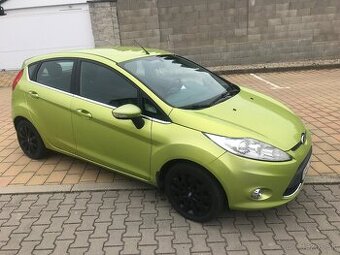 Ford Fiesta 1,25 benzin 60kw r.v 2010 kup,na Slovensku