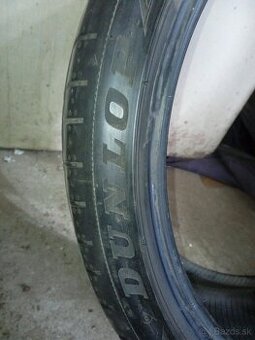 DUNLOP 235/35 R-19 - 1