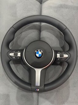 Predám BMW F10/F01 volant Mpacket adaptívny tempomat