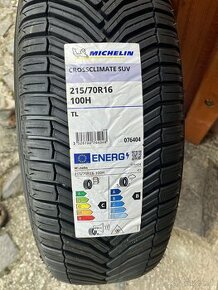 Celerocne pneu Michelin 215/70R16 - nove