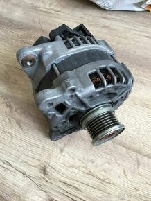 Alternator Audi A4 B8  Bosch