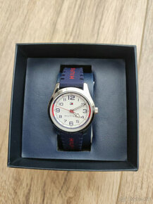 Tommy Hilfiger hodinky - Navy (modré)