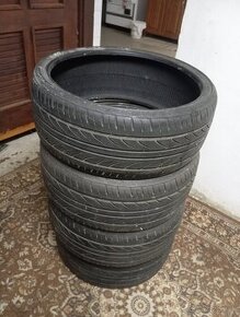 DELINTE 225/30 R 20 D7 85W XL