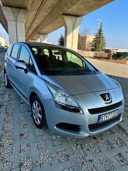 Predám Peugeot 5008 1.6 VTi – 7-miestny