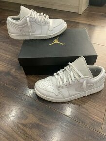 Jordan 1 Low