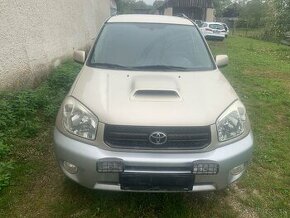 Predám zachovalú Toyota RAV 4 2,2 diesel rv2004 189tis.km.