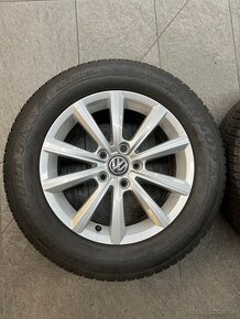 Predam original VW Merano zimnu sadu 215/60 R16