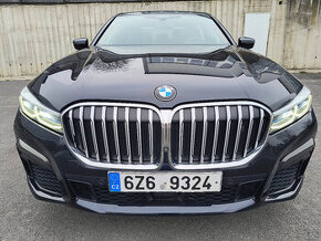 BMW 750 XDL M SPORT/NAT.ZAD.NÁPRAVA/NOVÉ TURBA/HEAD-UP/SOFT