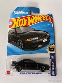 Hot wheels nissan skyline gt-r