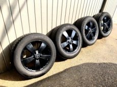 Sada kolies Mercedes 255/55r18 8Jx18H2 ET60