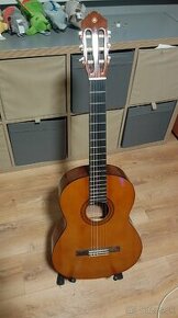 Klasicka gitara Yamaha c40 4/4