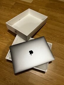 Apple MacBook Air (M1, 2020) /SUPER CENA/